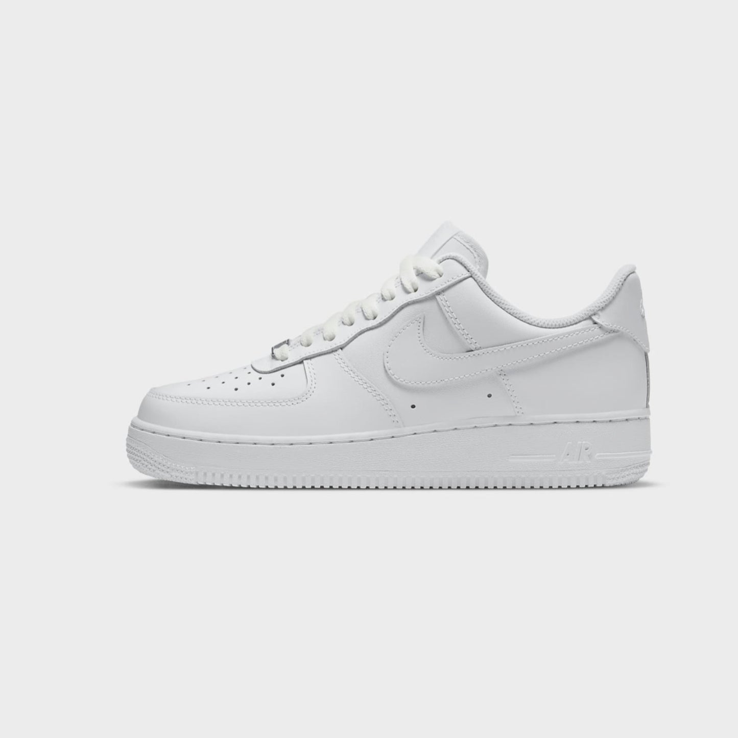 Nike Air Force 1 '07 - Triple White Ath