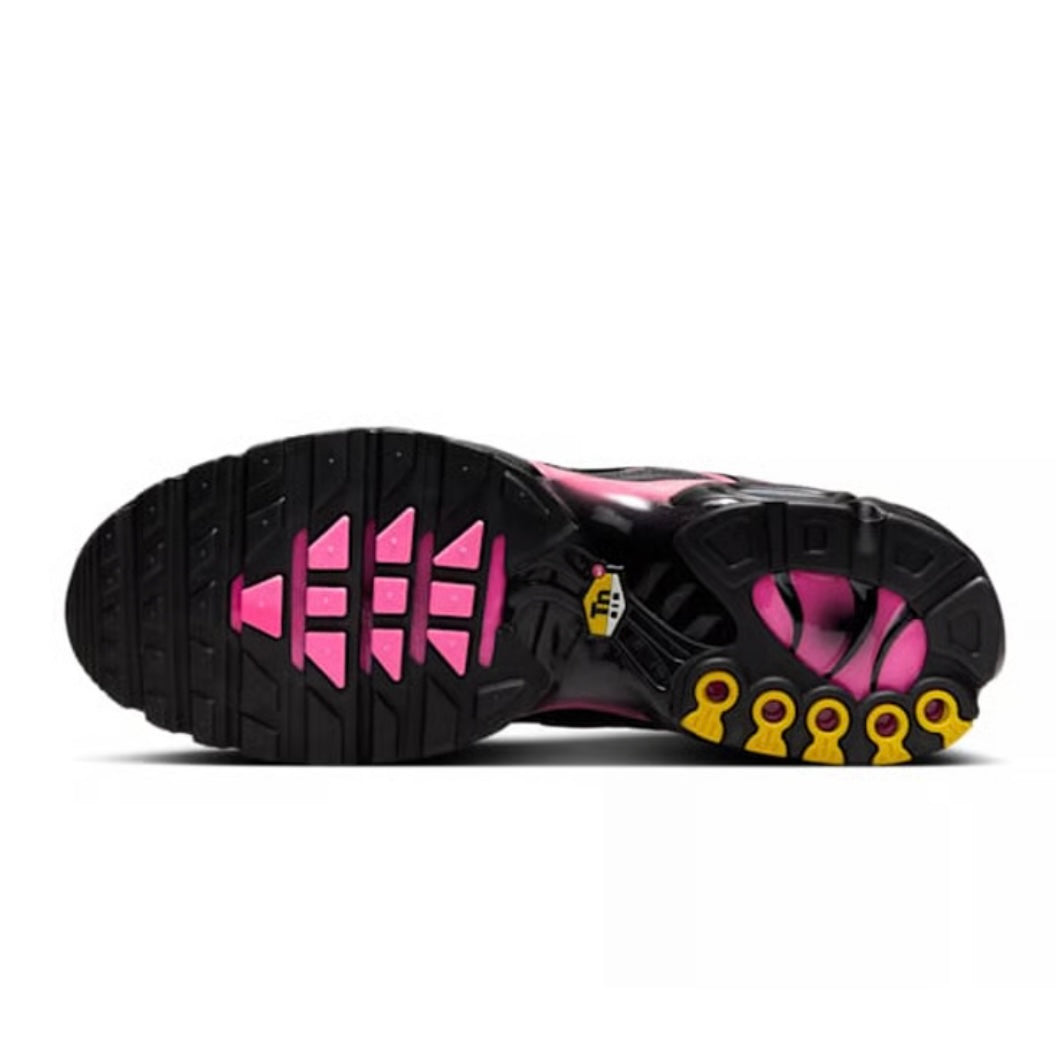 Nike Air Max Plus Black Hyper Pink