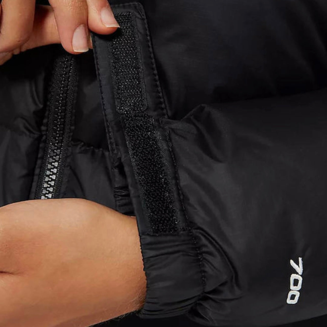 The North Face Women’s 1996 Retro Nuptse Jacket “ Black “