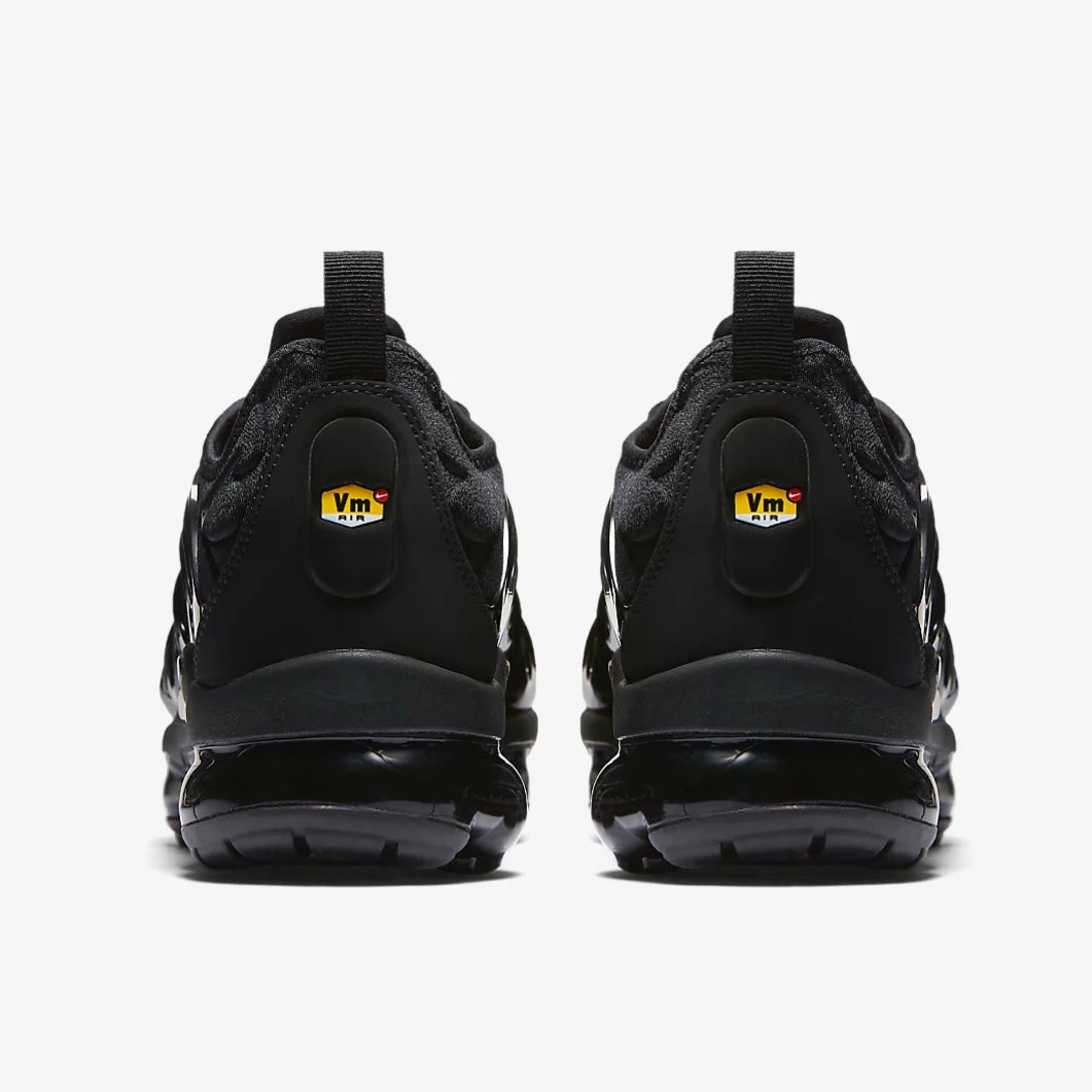 Nike Air Vapor Max Plus “Triple Black” Ath