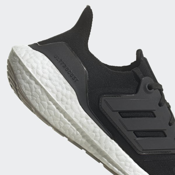 Adidas Ultraboost 2021 - ‘’ Black & White ‘’ Ath
